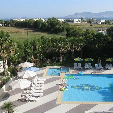 Hotel Athina Lambi  Zewnętrze zdjęcie