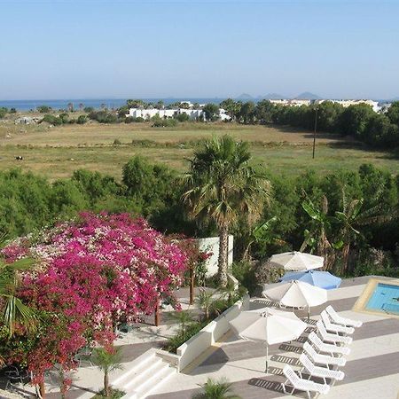 Hotel Athina Lambi  Zewnętrze zdjęcie